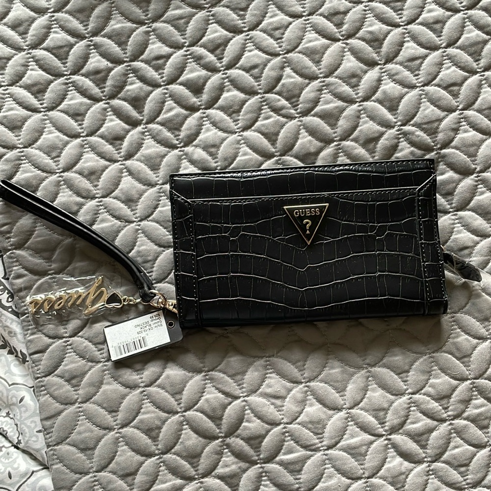 Guess wallet